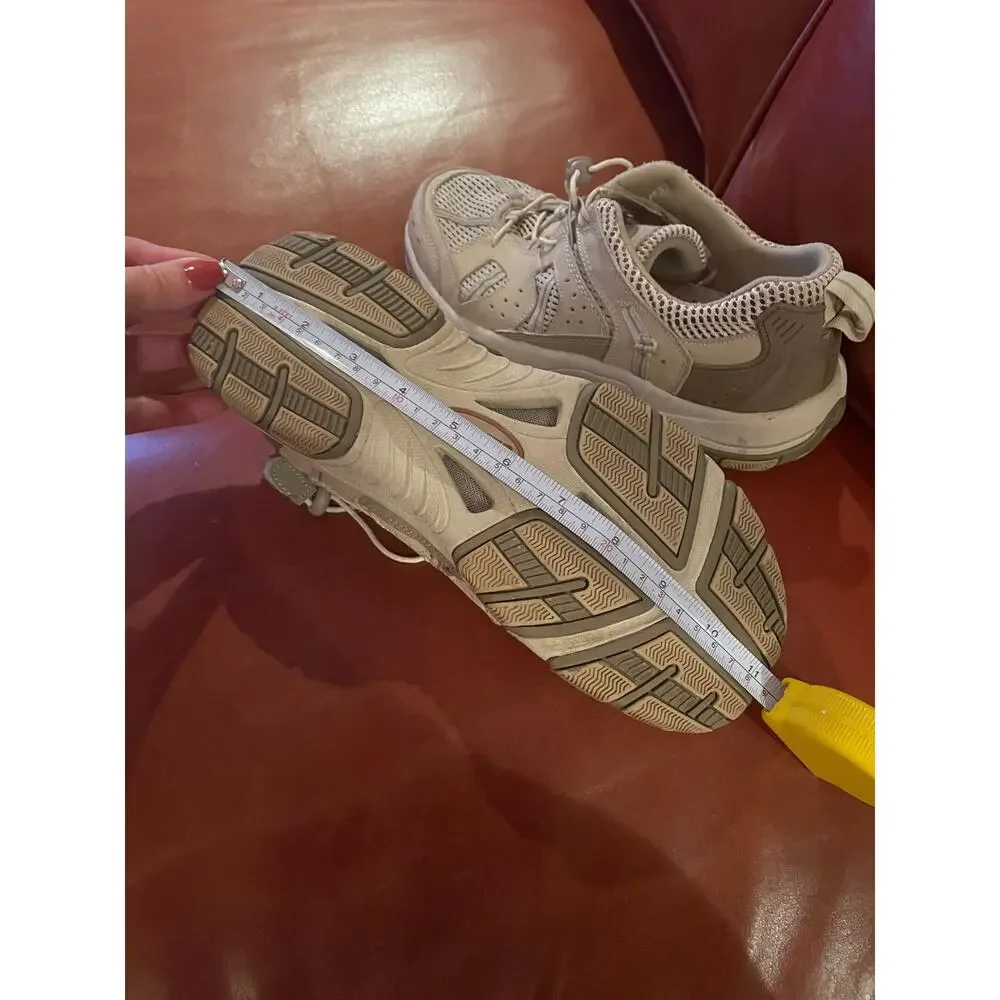 Khombu Hiking Athletic Sneakers Sz 9.5